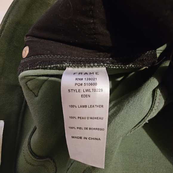 FRAME Le Crop Mini Boot Leather Pants in Pine (dark green - Picture 4 of 5